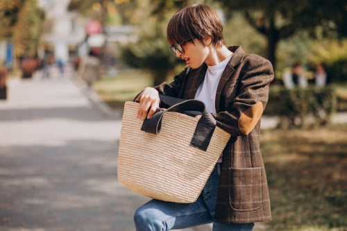 Material Sourcing Challenges for Sustainable Handbags