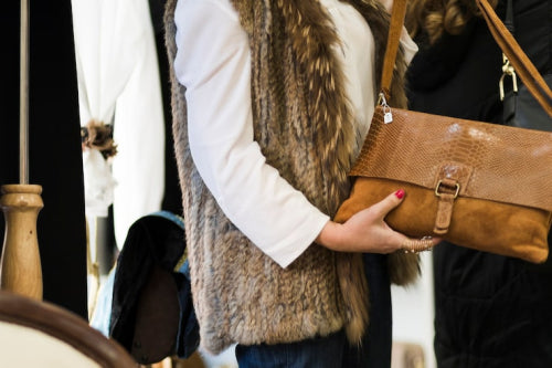 Why Conscious Consumers Are Choosing Vegan Bags Over Conventional Leather