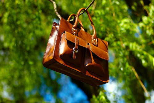 Vegan Leather Innovations: From Lab to Luxury Handbags