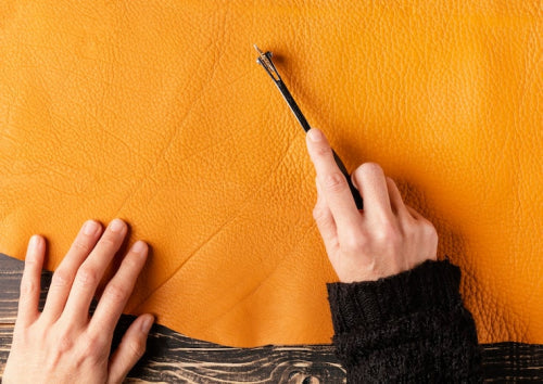 Comparing Vegan Leather, PU Leather, and Traditional Leather for Daily Use