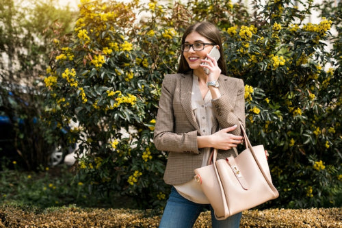 Sustainability and Style: How Vegan Leather Bags Adapt to Modern Needs