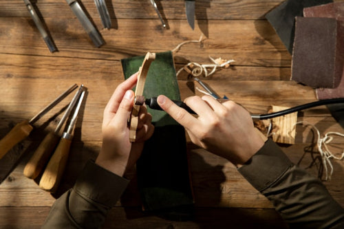 Crafting Durable Vegan Leather Accessories Through Artisan Techniques