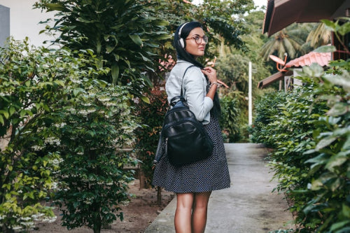 What Are PETA-Approved Vegan Leather Bags?