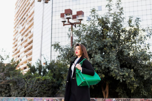 Sustainable Tote Bags Trend Among Toronto Professionals