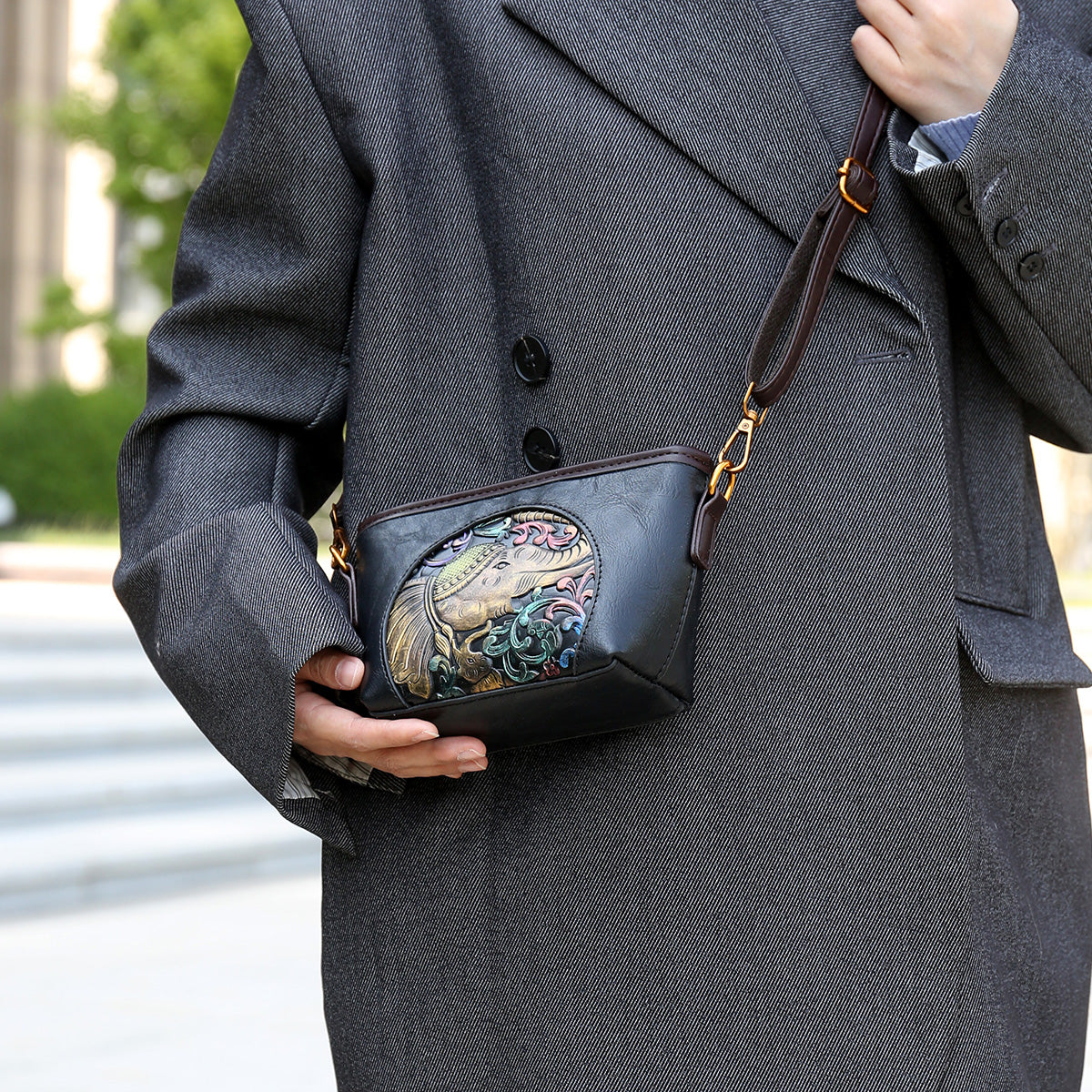 Black Bela (s) Sling Bag