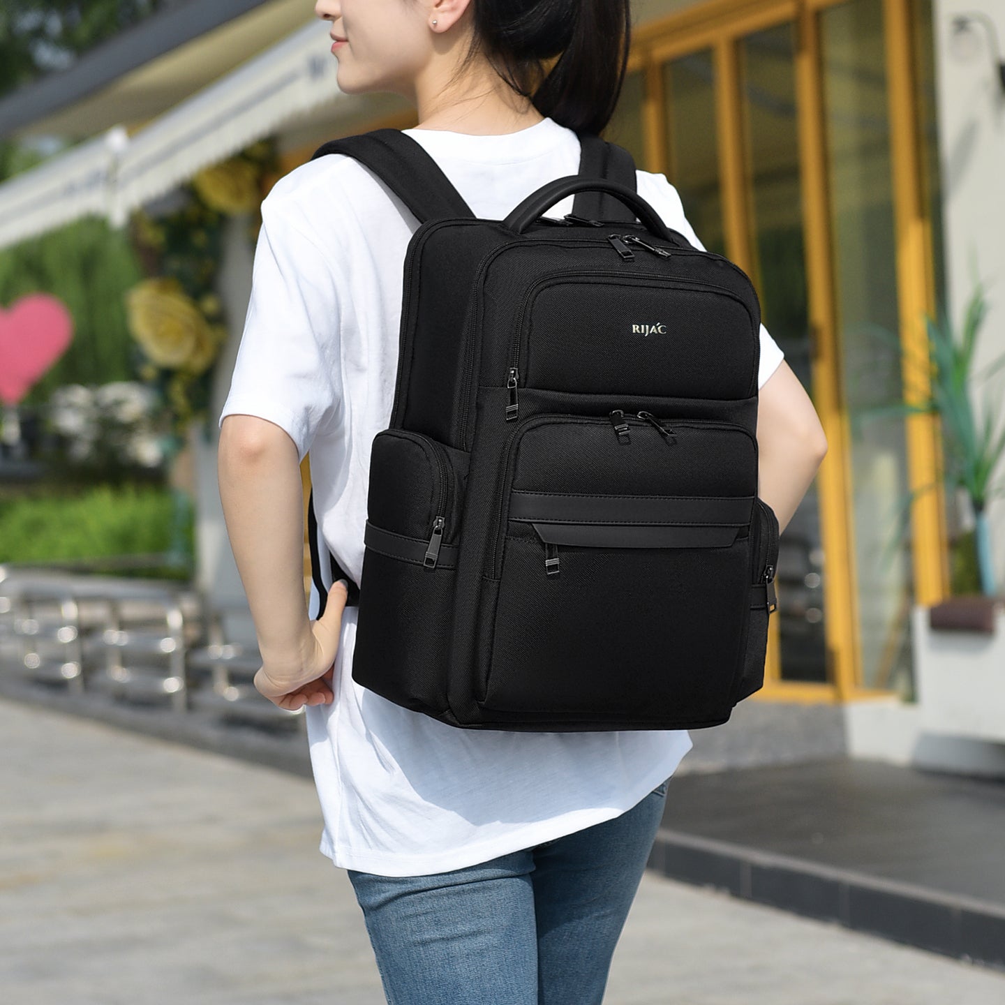 Black Noma Backpack | 30 Litre