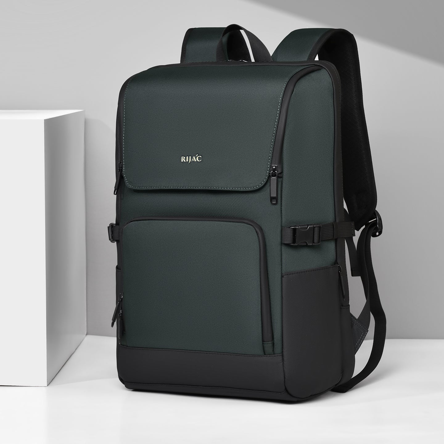 Green Sovi Backpack | 30 Litre