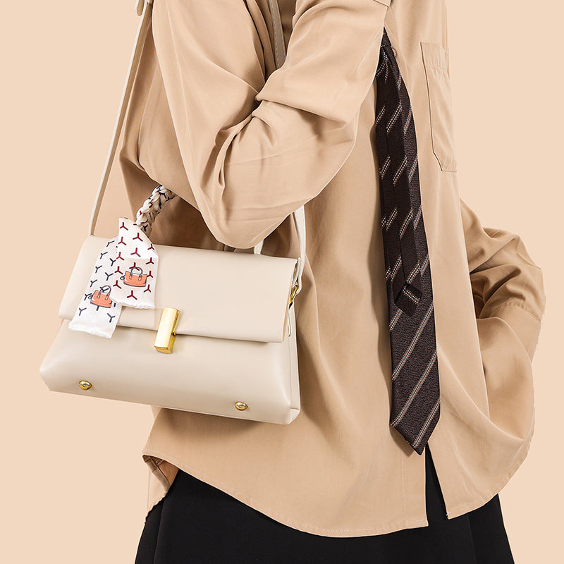 White Zeroa 2 Zipper Sling Bag