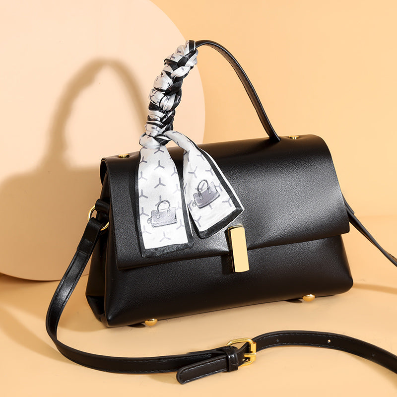 Black Zeroa 2 Zipper Sling Bag