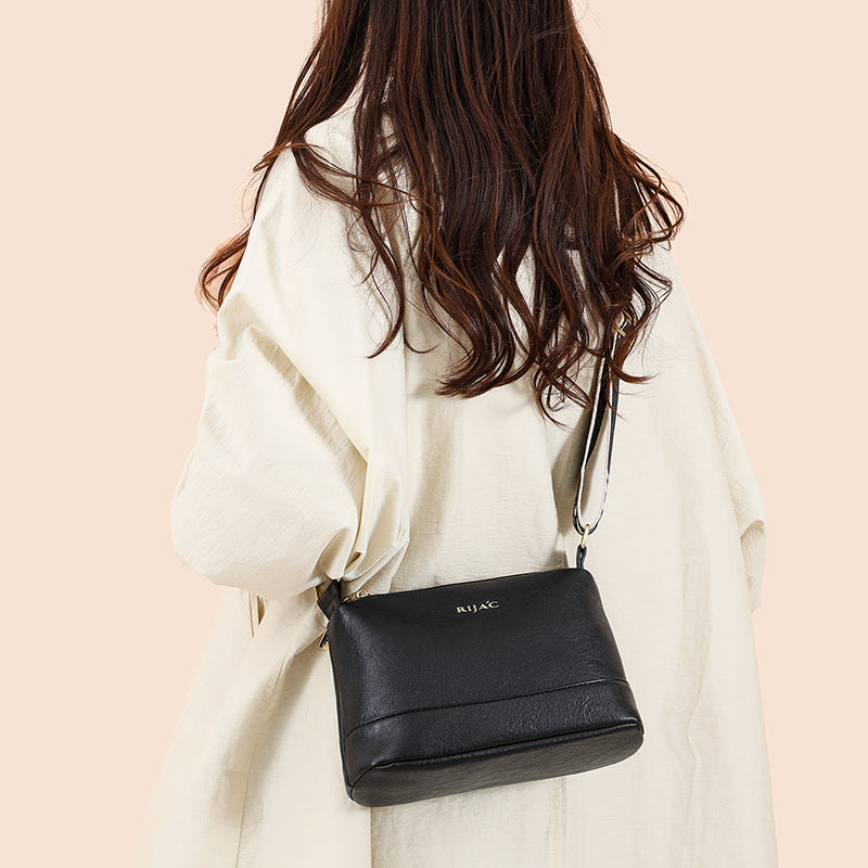 Black Vuma 3 Zipper Sling Bag