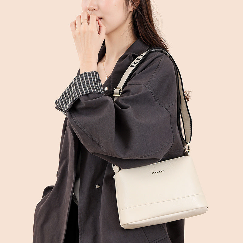 White Vuma 3 Zipper Sling Bag