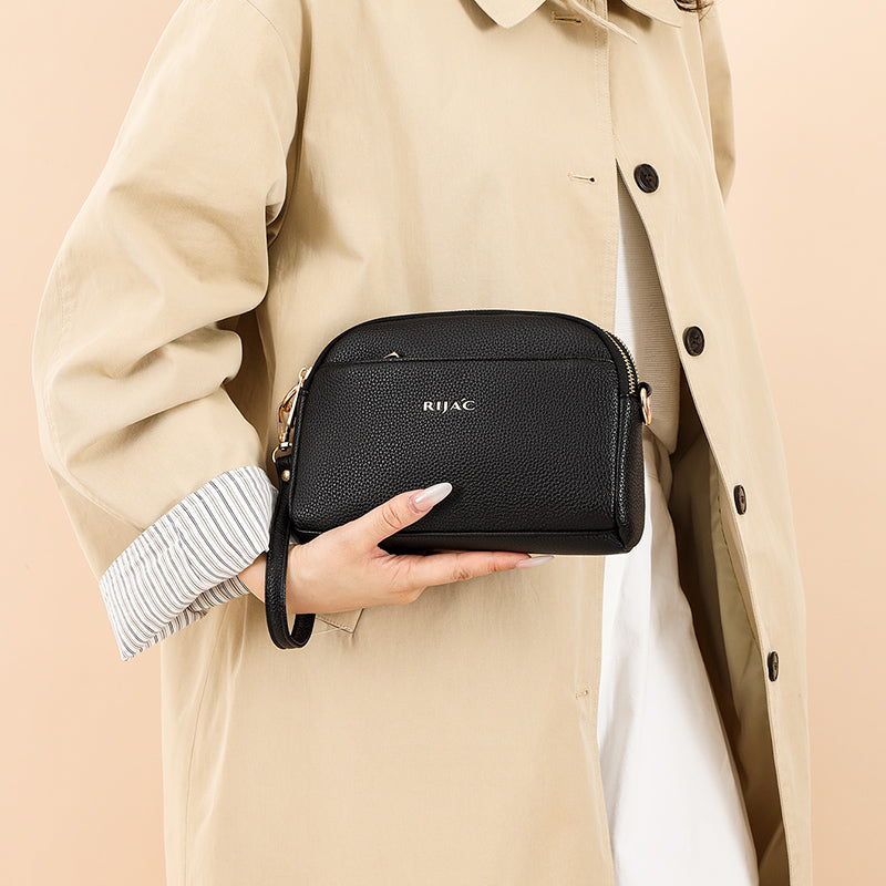 Black Zeru 2 Zipper Sling Bag