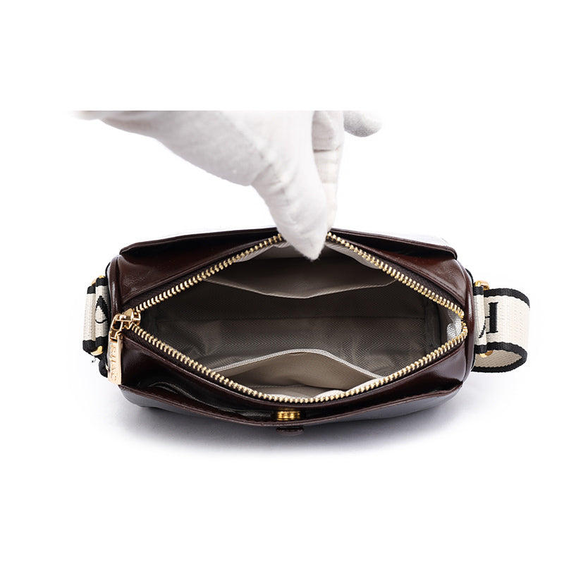 Black Mysa Sling Bag