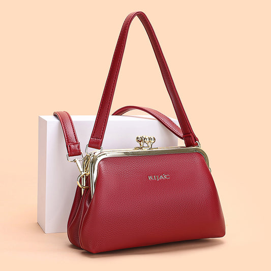 Red Daxi Party Clutch Sling