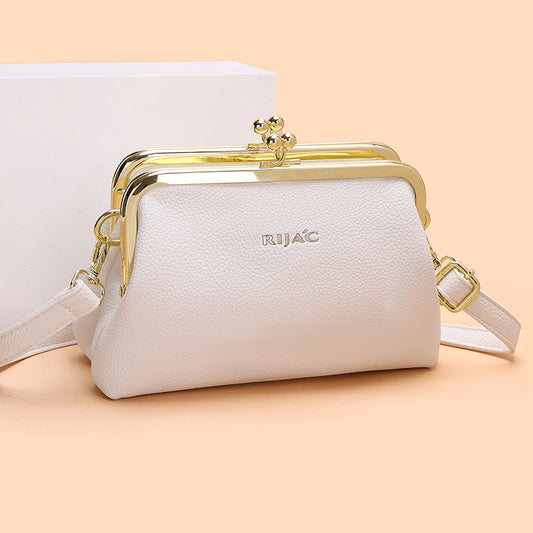 White Daxi Party Clutch Sling